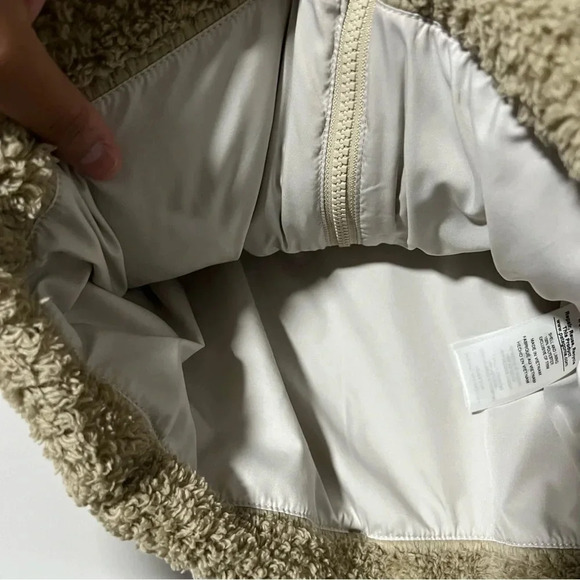 Patagonia Women’s Los Gatos Zip Up Fleece Vest Tan Size XS - Picture 3 of 6